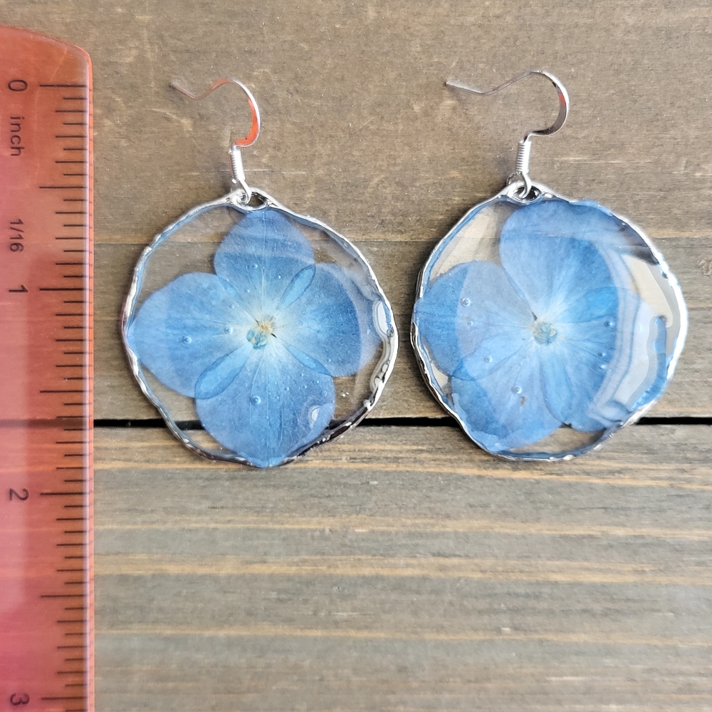 Blue Hydrangea Flower Earrings- Handmade Earrings- Blue Flower Earrings- Flower - Picture 3 of 7